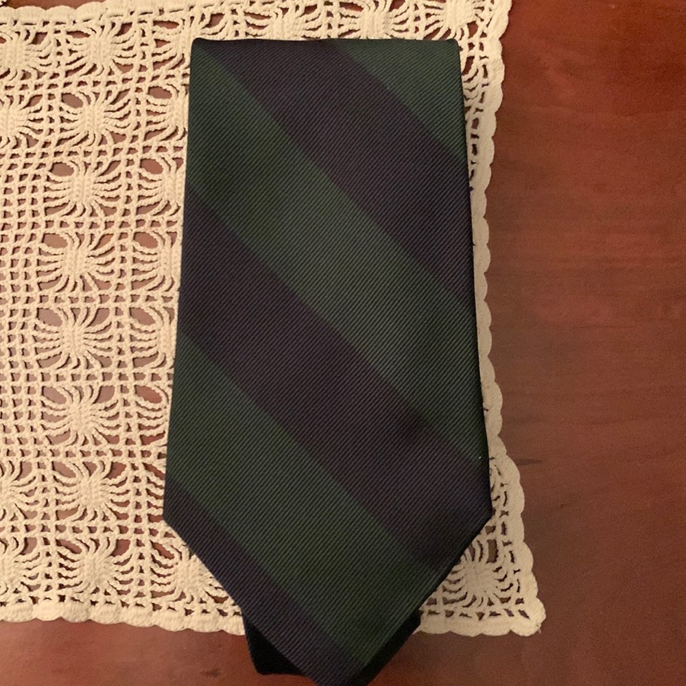 Lands End blue and green 100% silk tie